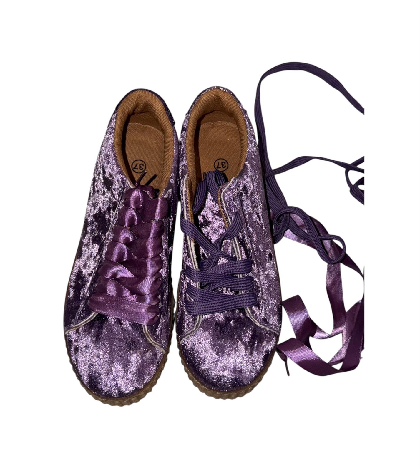 W.S. Sneakers paarse sneakers  maat 37